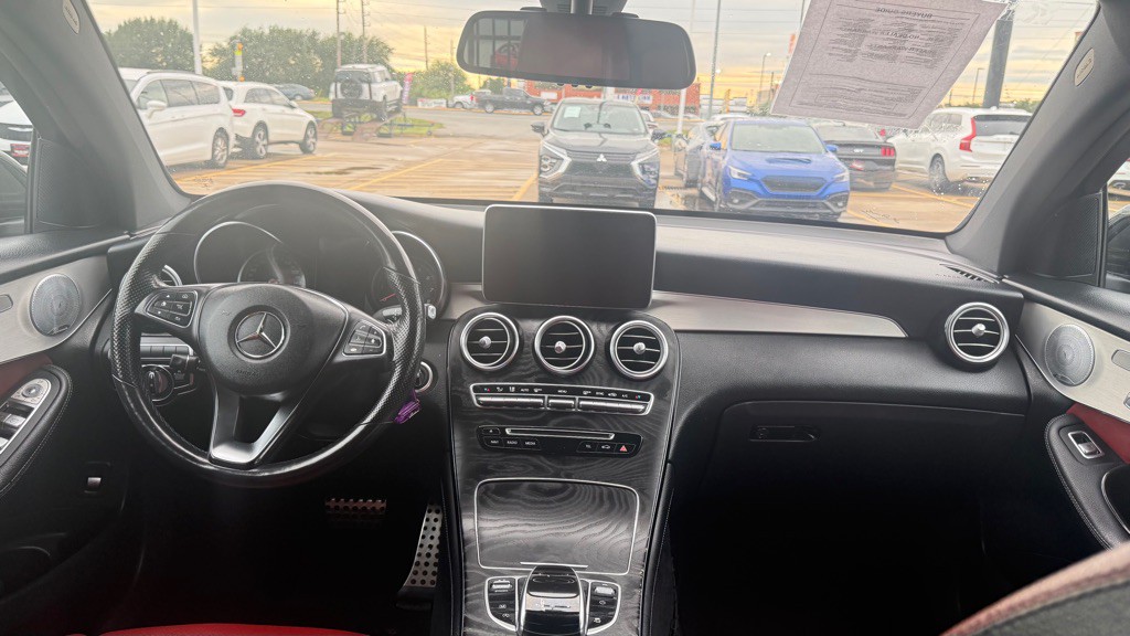2019 Mercedes-Benz GLC-Class Image 18
