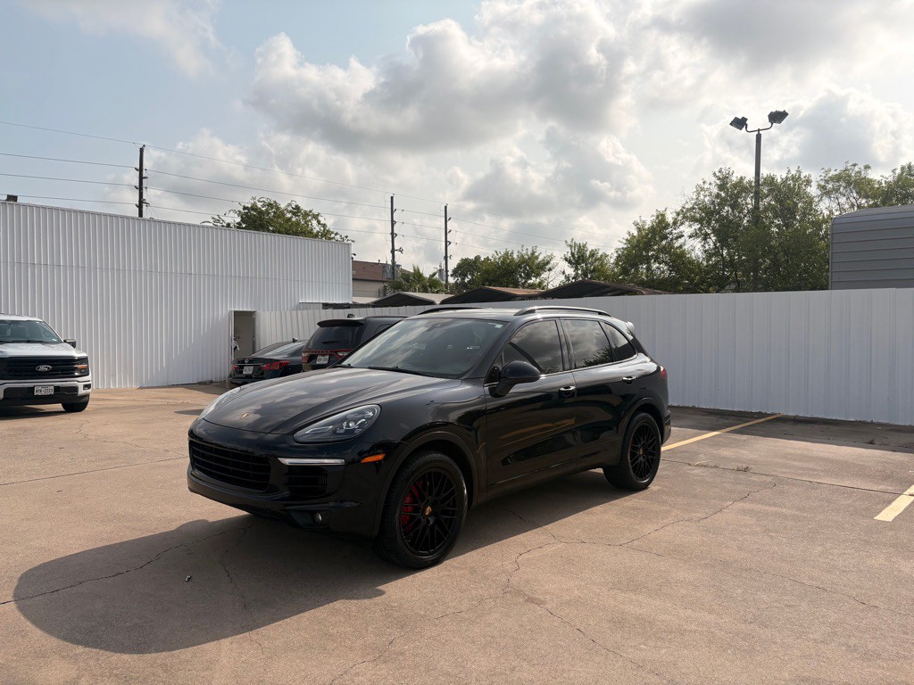 2016 Porsche Cayenne Image 3