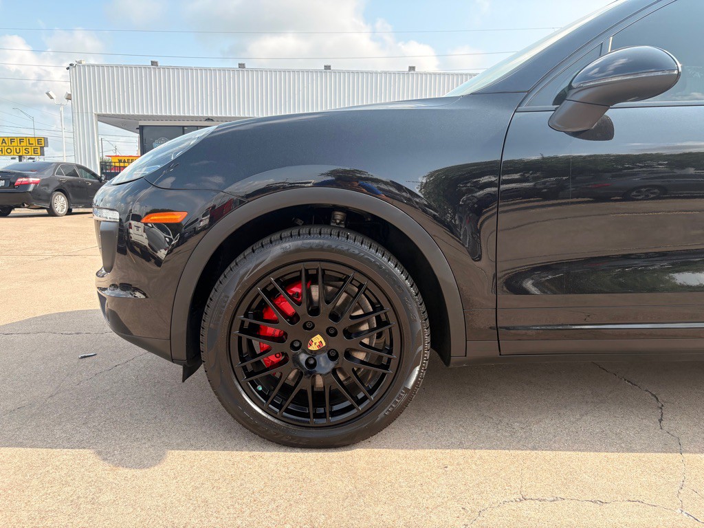 2016 Porsche Cayenne Image 4