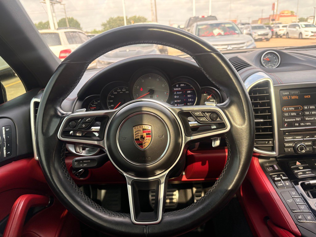 2016 Porsche Cayenne Image 19