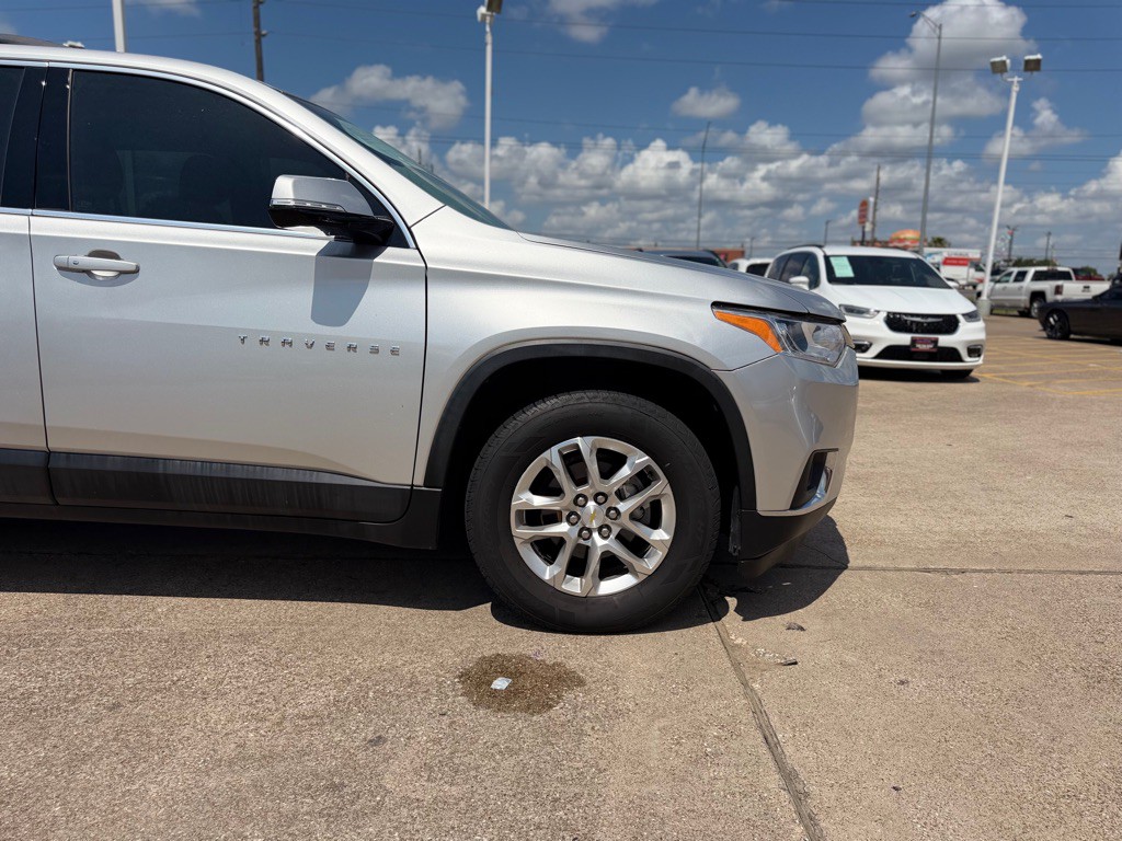 2018 Chevrolet Traverse Image 4