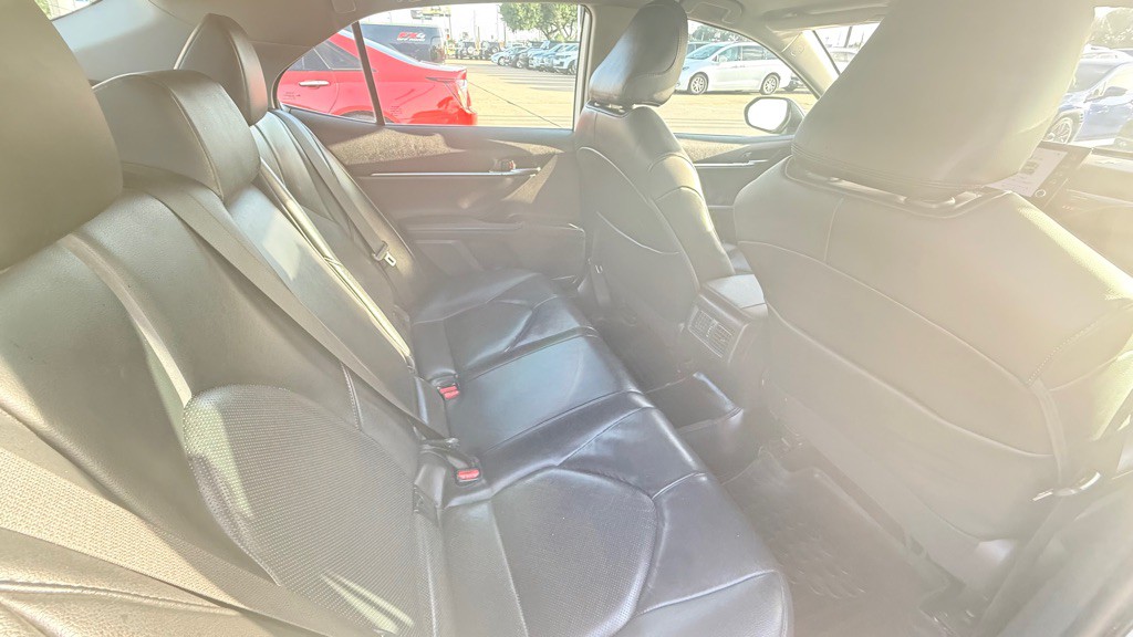 2022 Toyota Camry Image 16