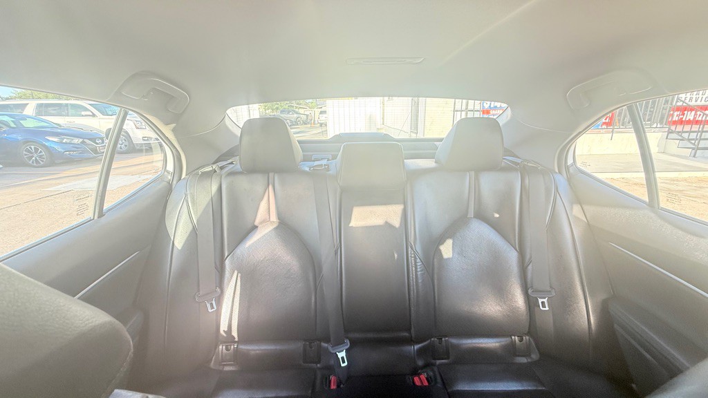 2022 Toyota Camry Image 21