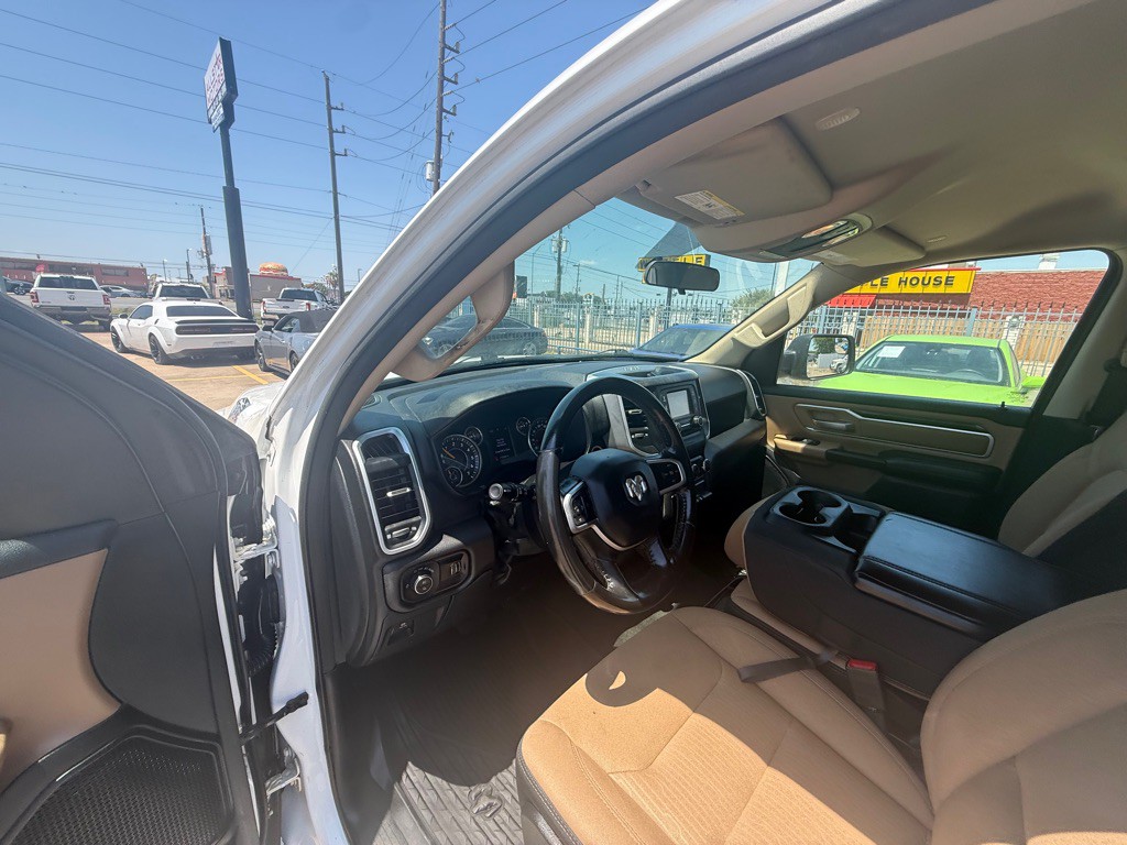 2021 RAM 1500 Image 14