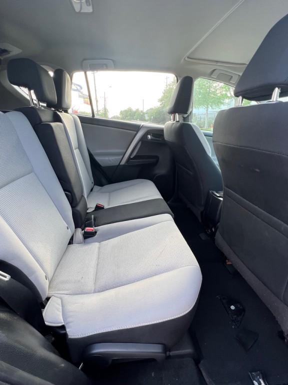 2017 Toyota Rav4 Image 11