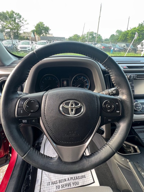 2017 Toyota Rav4 Image 13