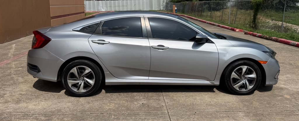 2019 Honda Civic Image 9