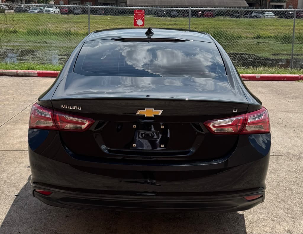 2022 Chevrolet Malibu Image 6