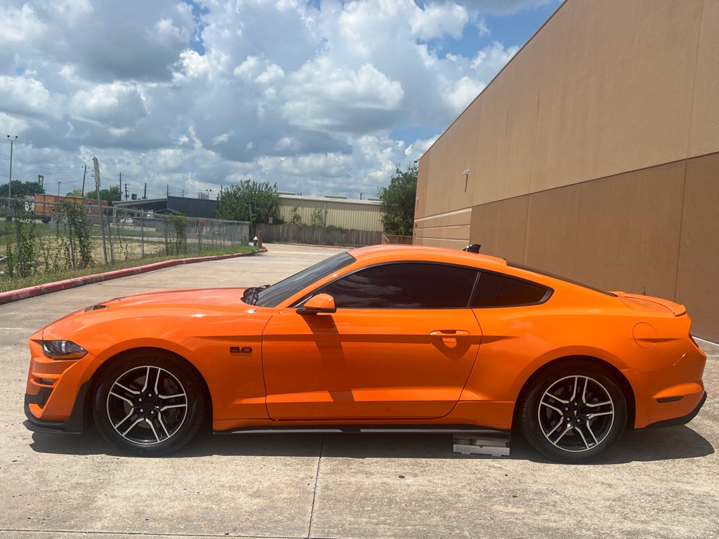 2021 Ford Mustang Image 10