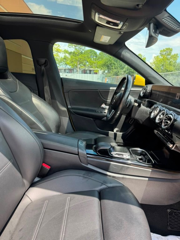 2020 Mercedes-Benz CLA-Class Image 11