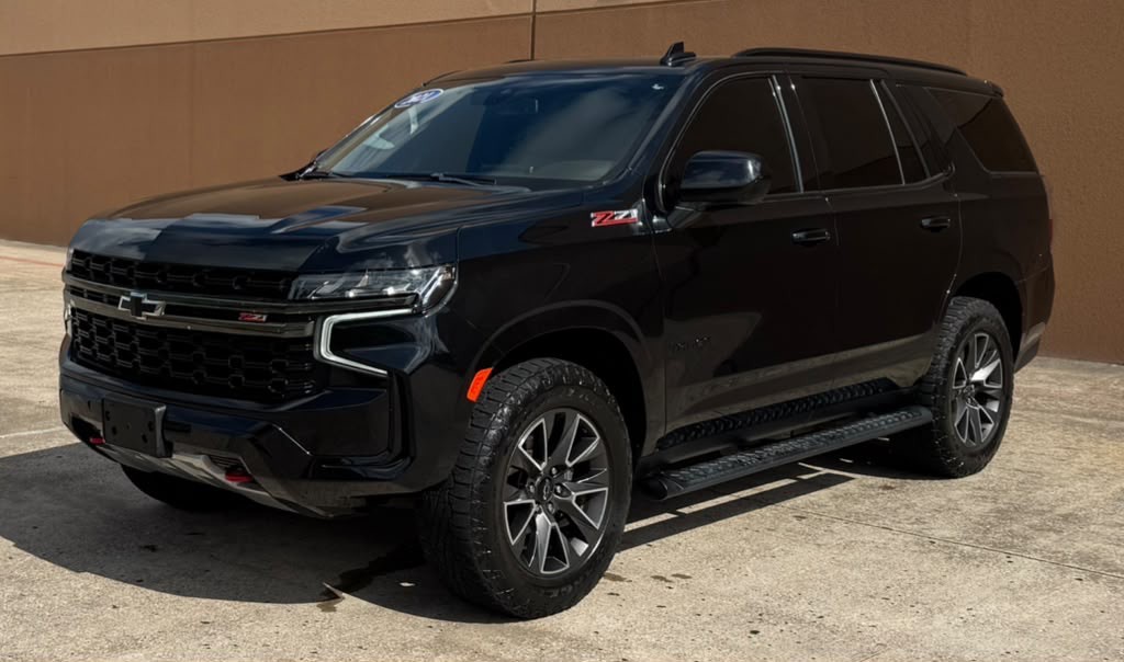 2021 Chevrolet Tahoe Image 2