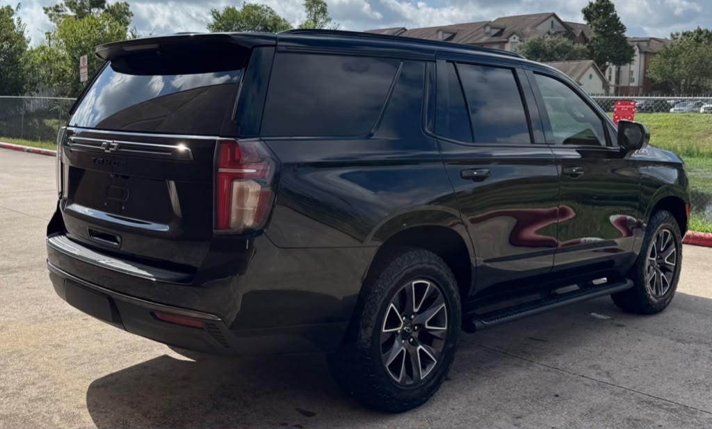 2021 Chevrolet Tahoe Image 3