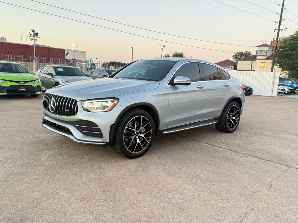 2023 Mercedes-Benz GLC-Class Image 3