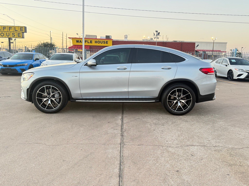 2023 Mercedes-Benz GLC-Class Image 4