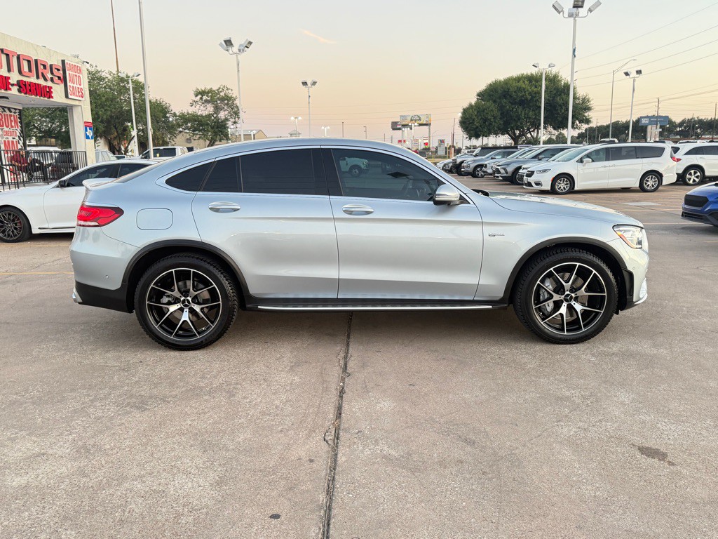 2023 Mercedes-Benz GLC-Class Image 10
