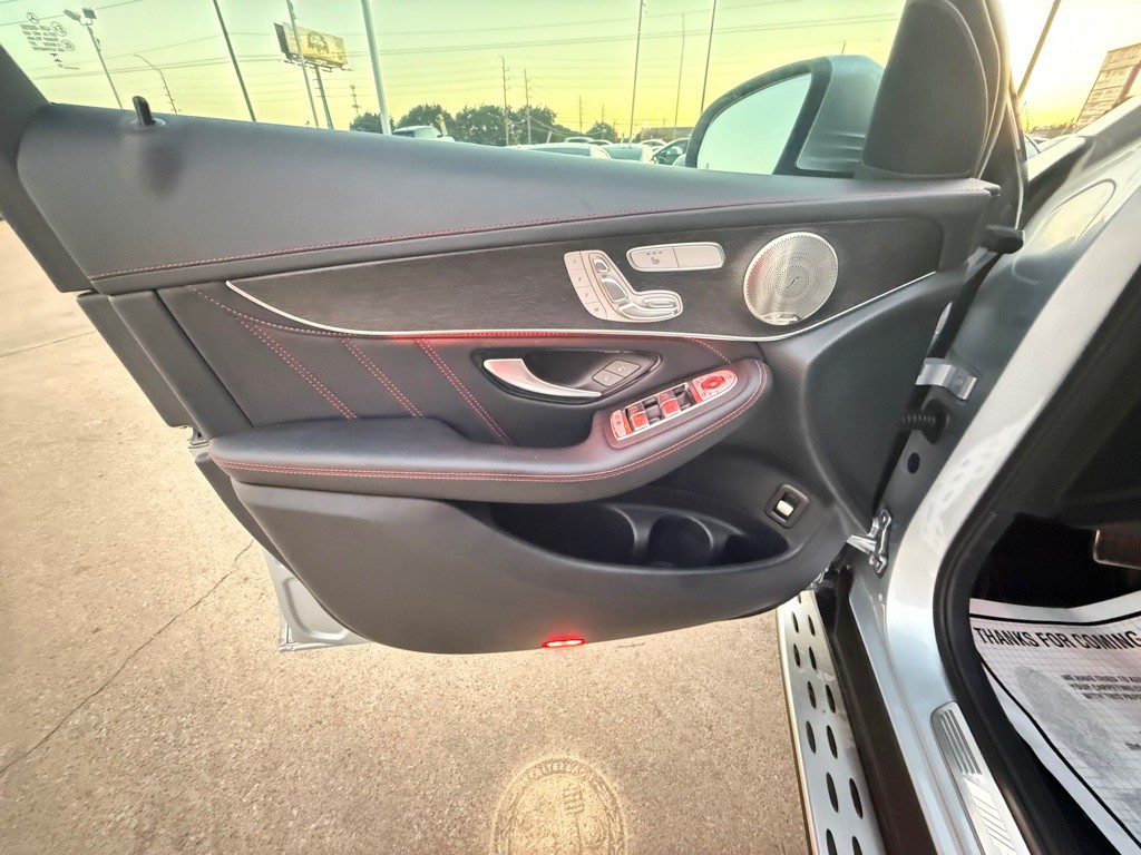 2023 Mercedes-Benz GLC-Class Image 18