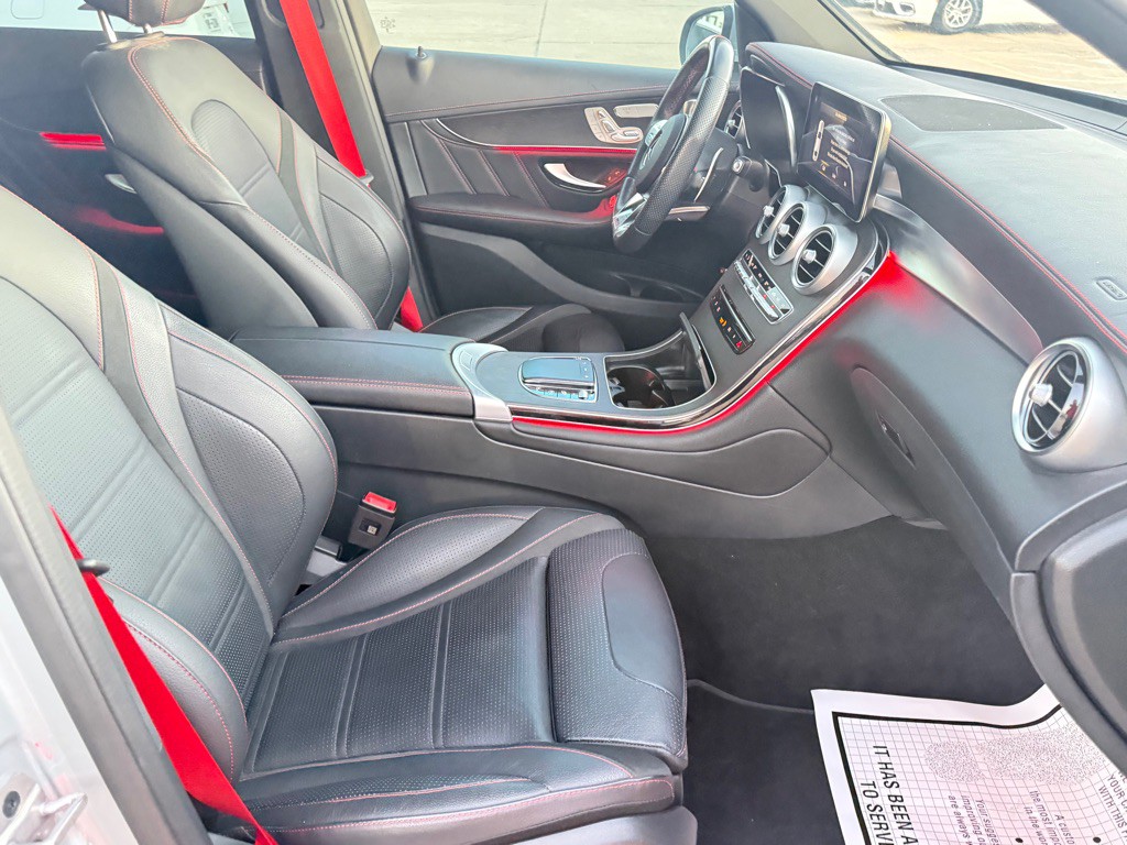 2023 Mercedes-Benz GLC-Class Image 23