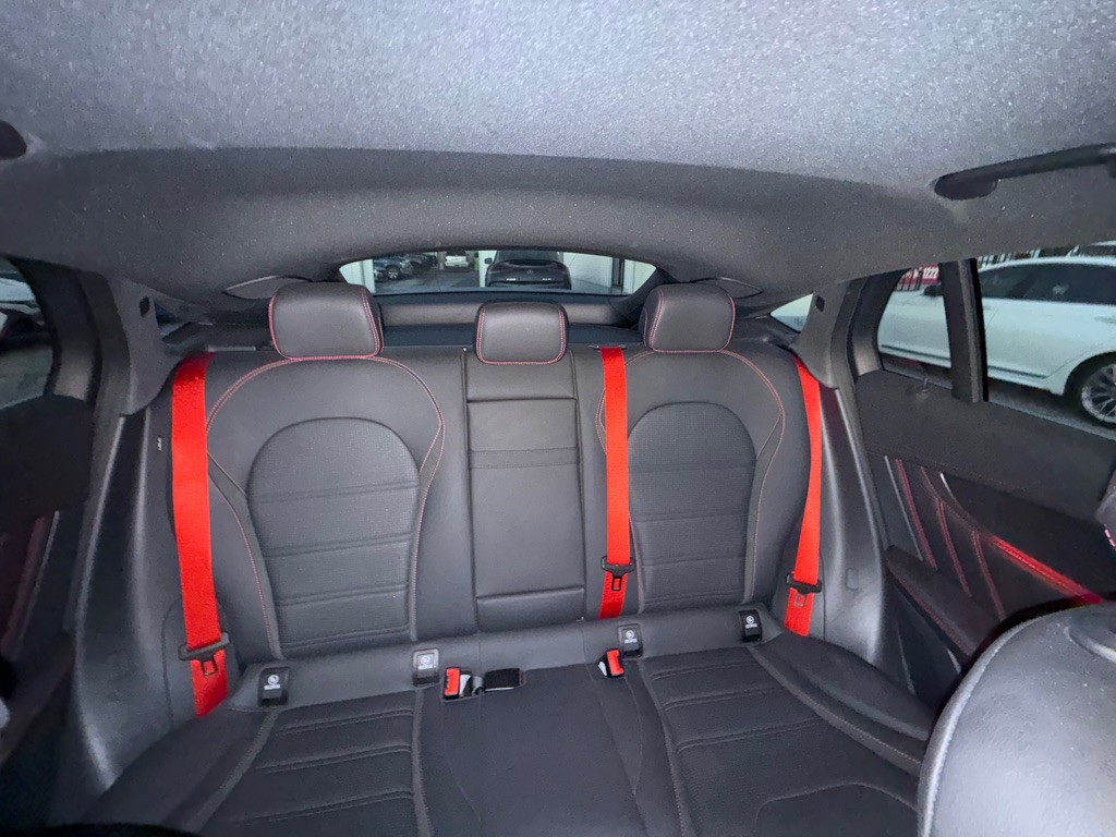2023 Mercedes-Benz GLC-Class Image 31