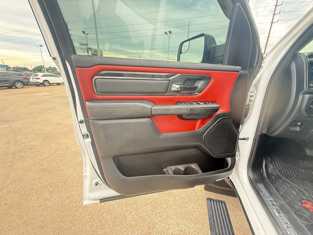 2021 RAM 1500 Image 18