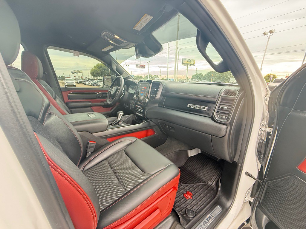 2021 RAM 1500 Image 24
