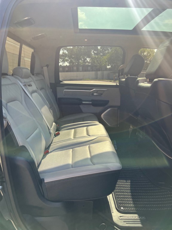 2022 RAM 1500 Image 21