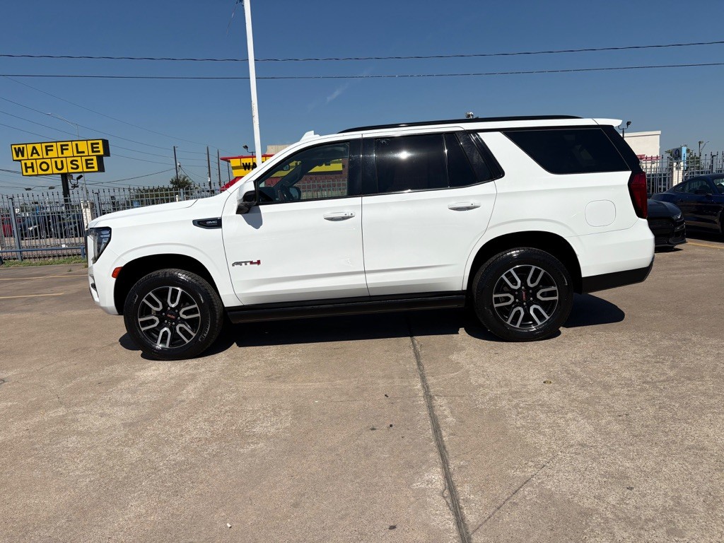 2021 GMC Yukon Image 4