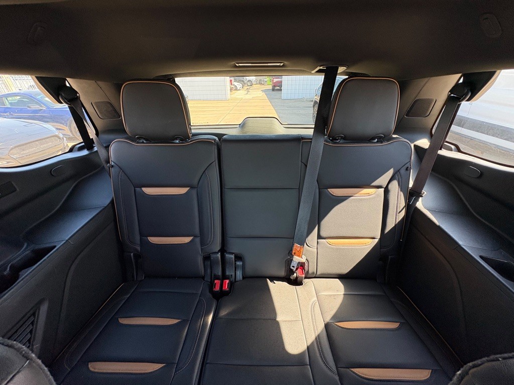 2021 GMC Yukon Image 14
