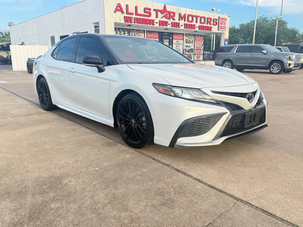 2021 Toyota Camry Image 1
