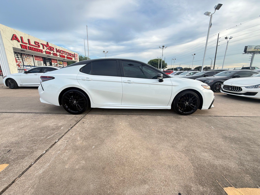 2021 Toyota Camry Image 8