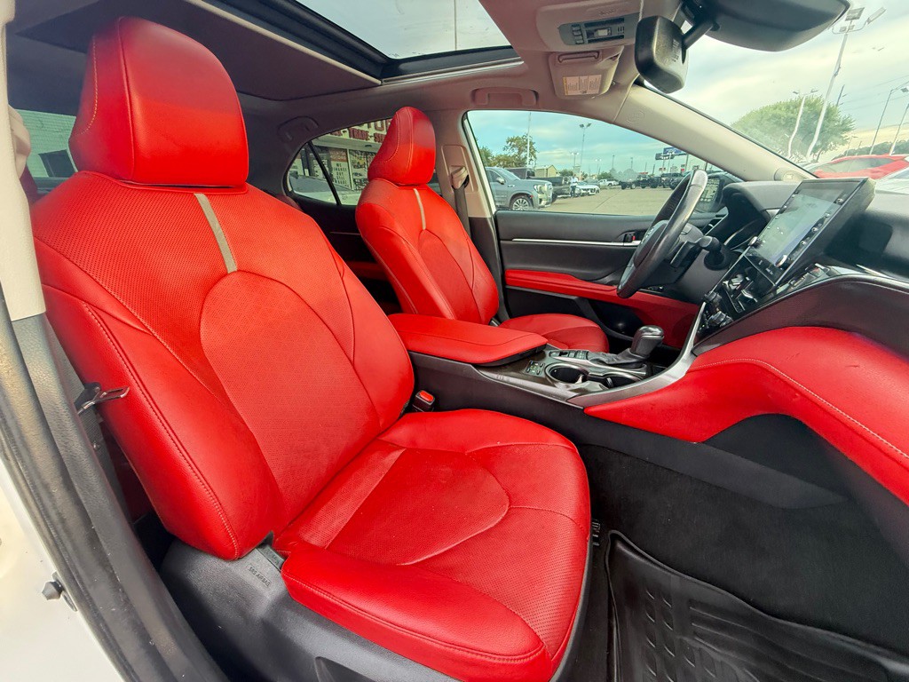 2021 Toyota Camry Image 21