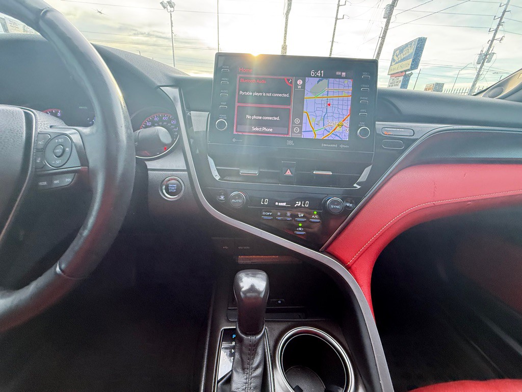 2021 Toyota Camry Image 24