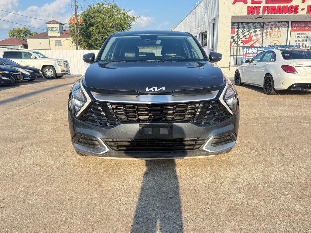 2023 Kia Sportage Image 2