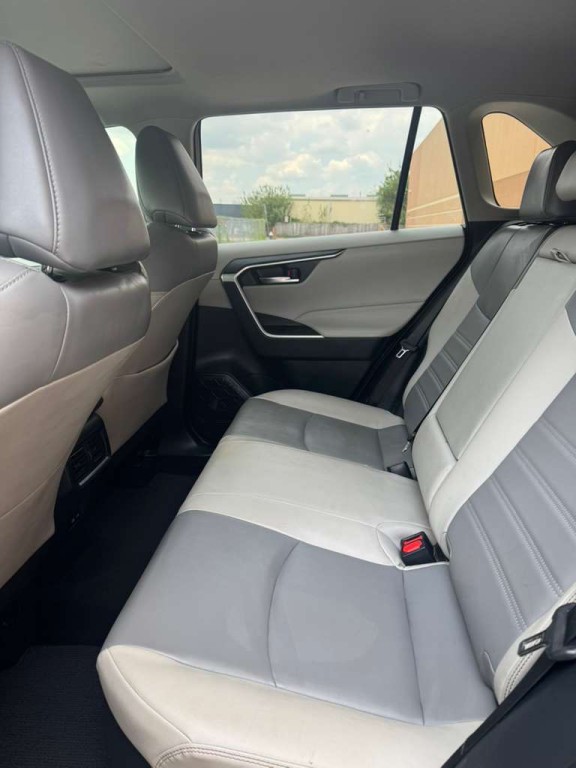 2022 Toyota Rav4 Image 11
