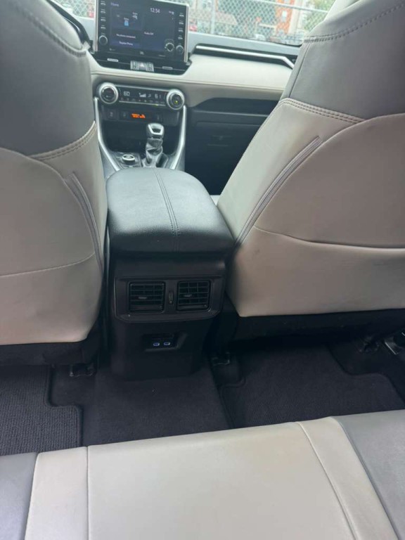 2022 Toyota Rav4 Image 13