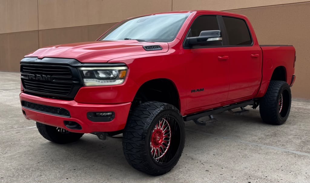 2021 RAM 1500 Image 2