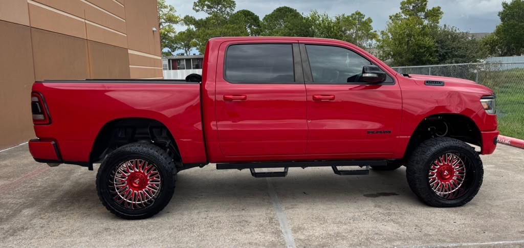 2021 RAM 1500 Image 7