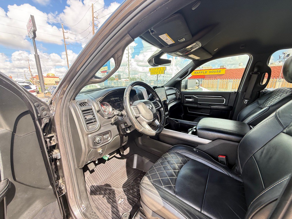 2020 RAM 2500 Image 15