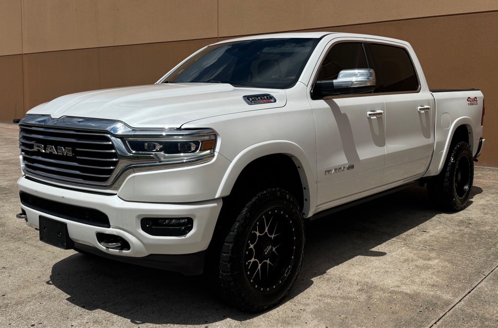 2021 RAM 1500 Image 2