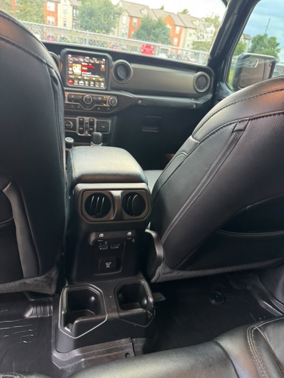 2023 Jeep Gladiator Image 16