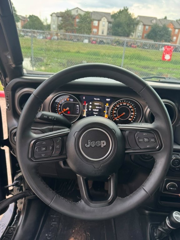 2023 Jeep Gladiator Image 18