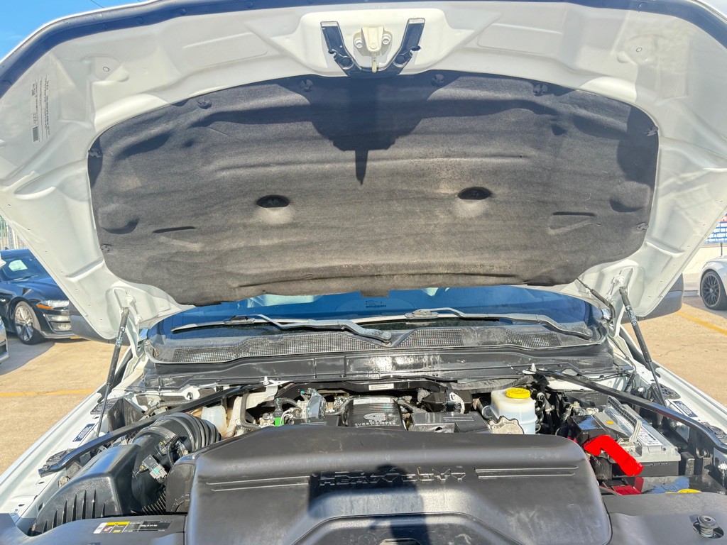 2023 RAM 3500 Image 12