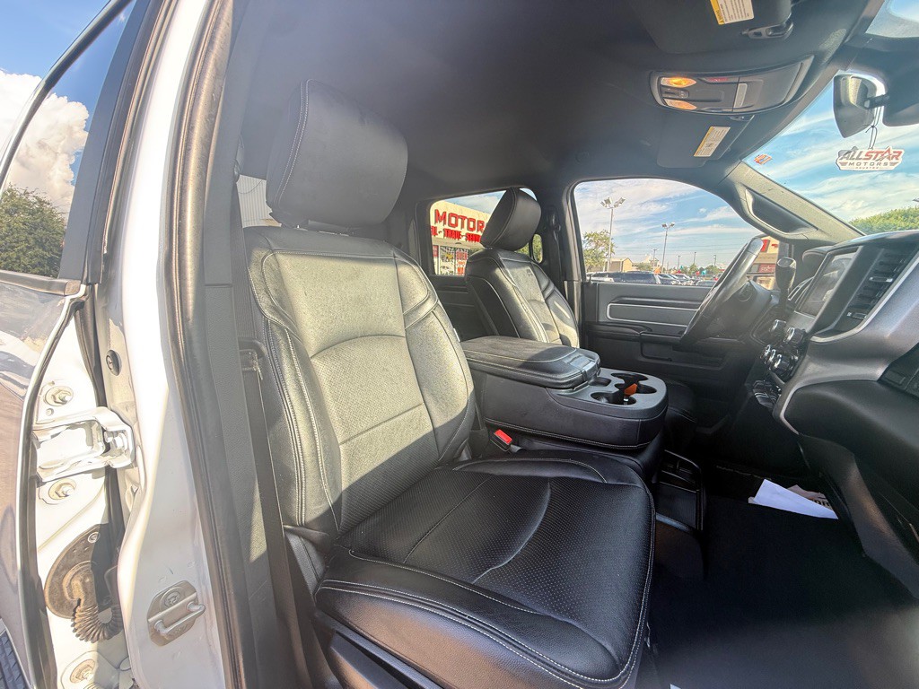 2023 RAM 3500 Image 20