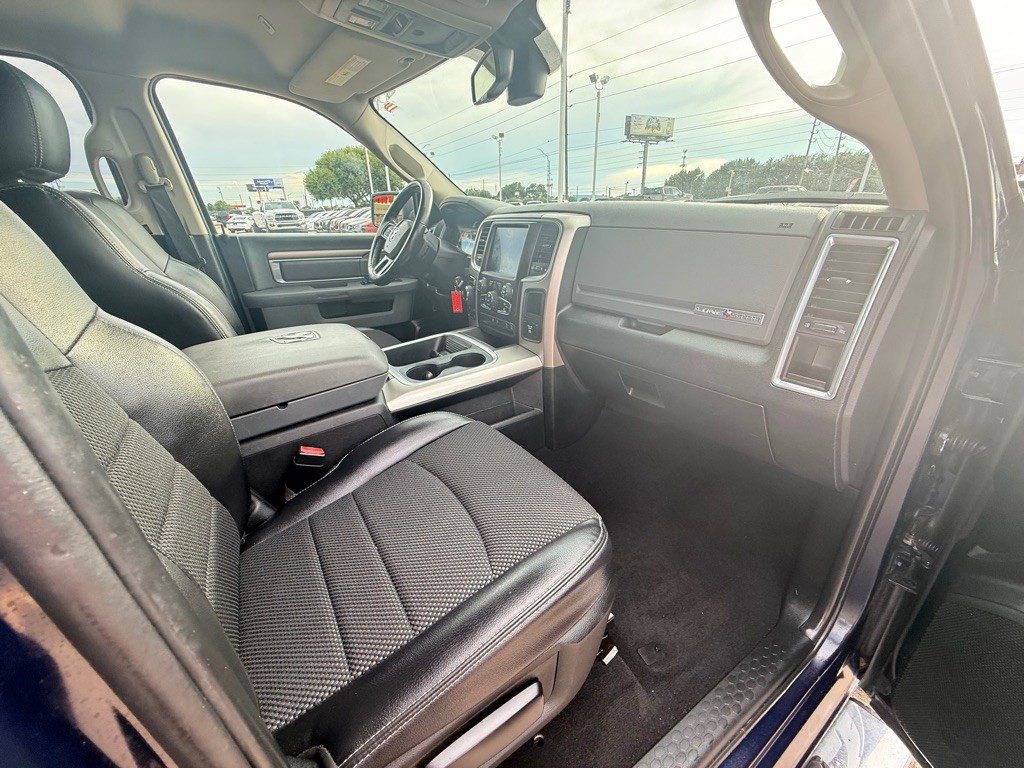 2017 RAM 1500 Image 17