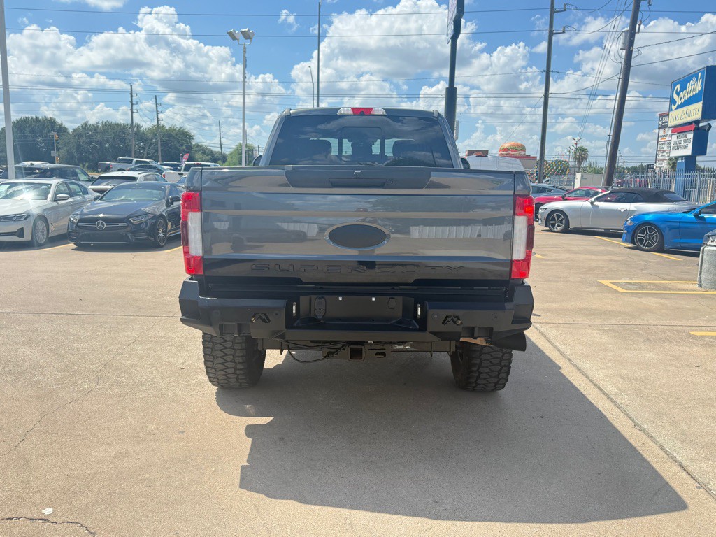 2018 Ford F-250 Image 6
