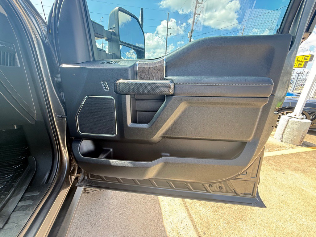 2018 Ford F-250 Image 22