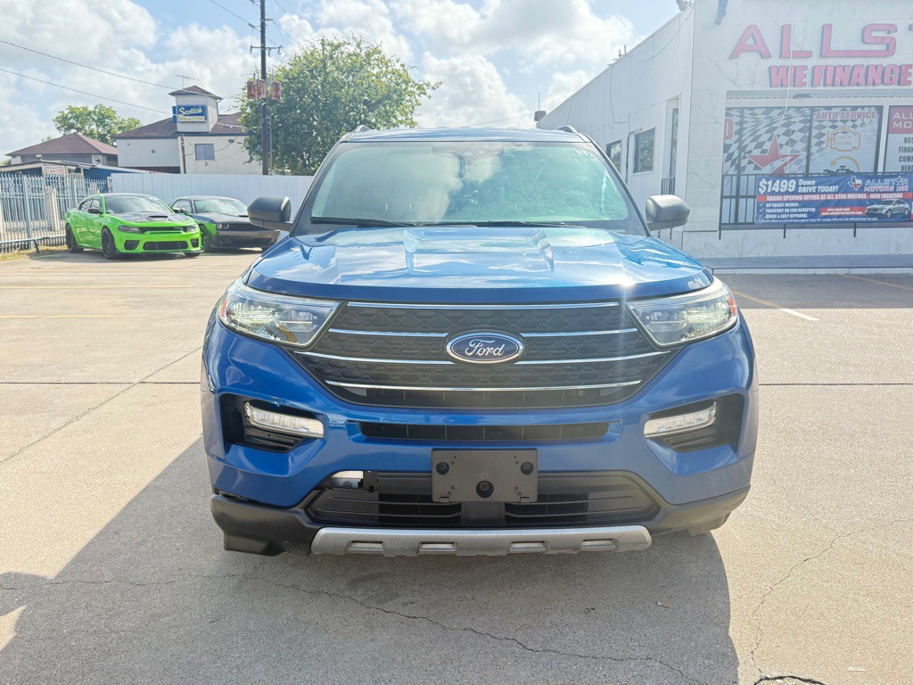 2020 Ford Explorer Image 2