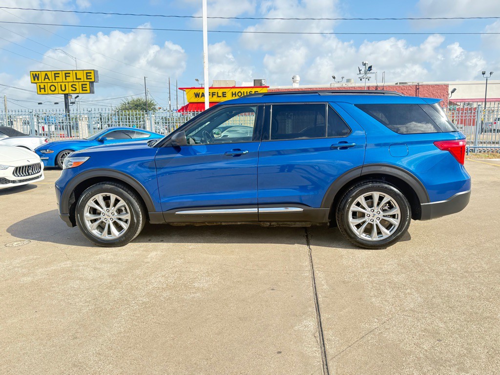 2020 Ford Explorer Image 4