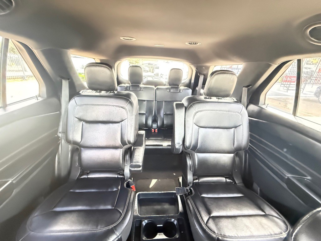 2020 Ford Explorer Image 21