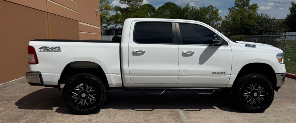 2020 RAM 1500 Image 8