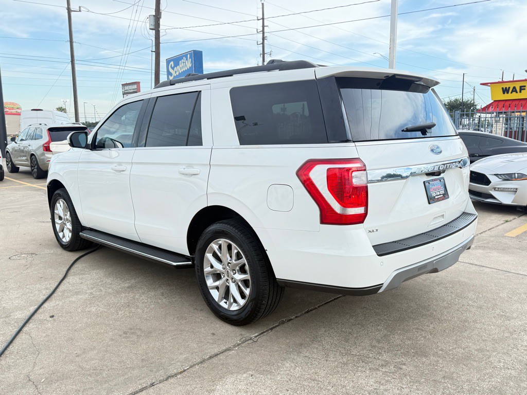 2021 Ford Expedition Image 4